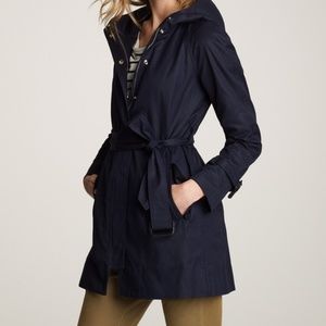 Navy hooded raincoat with belt, size 8